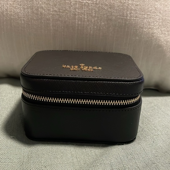 Kate Spade Travel Jewelry Case (NWT) - Picture 6 of 10